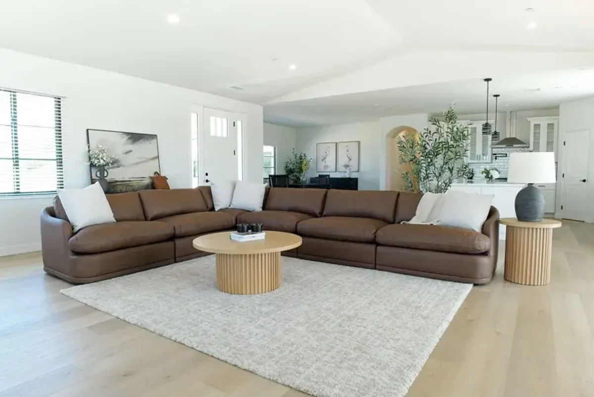 Stratus 6 Piece Sectional in Aline Saddle Leather