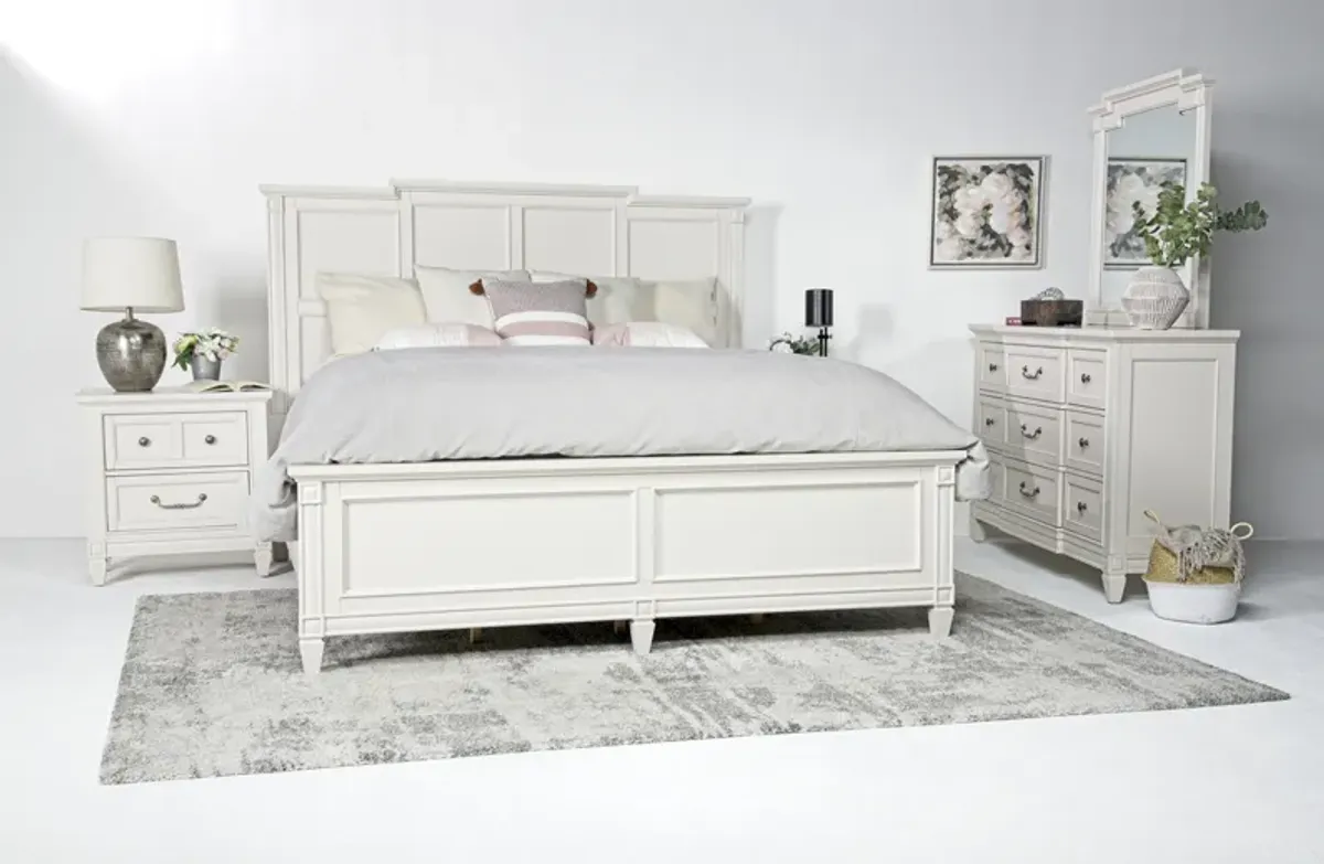 Willowbrook Panel Bed, Dresser & Mirror in Egg Shell White, CA King