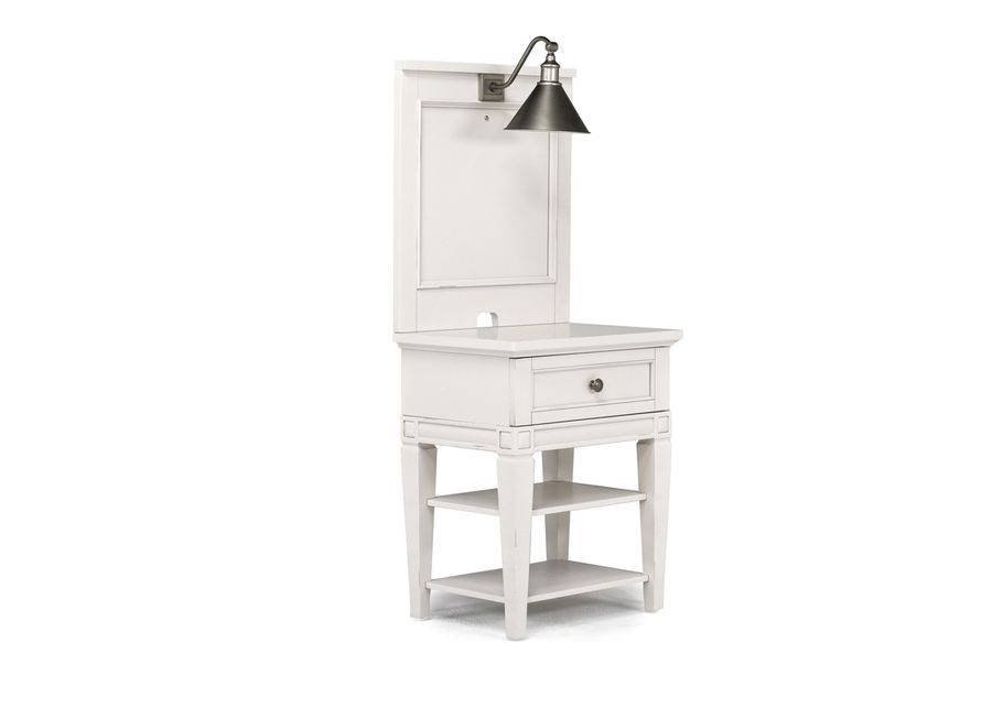 Willowbrook Nightstand & Hutch w/ Lamp in Egg Shell White