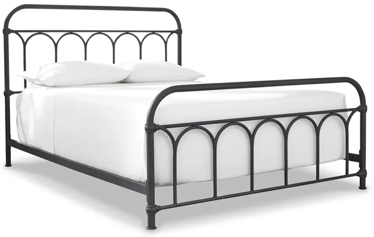 Nashburg Queen Metal Bed