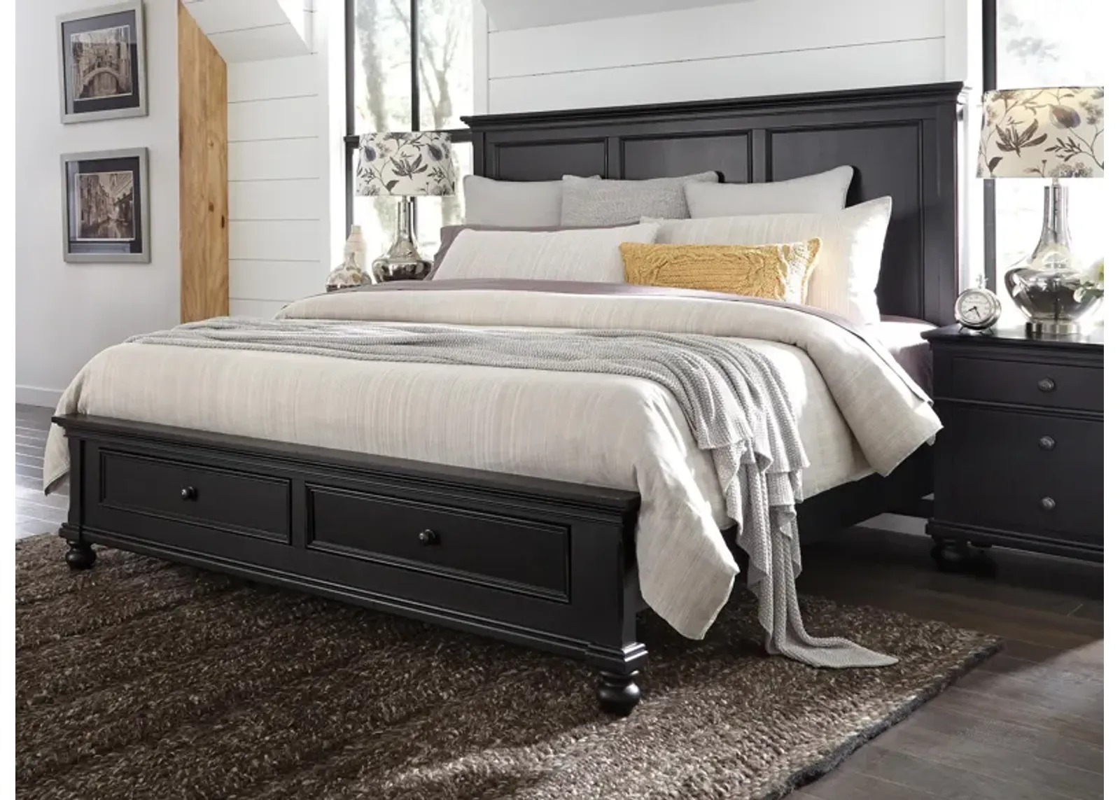 Oakford King Panel Storage Bed