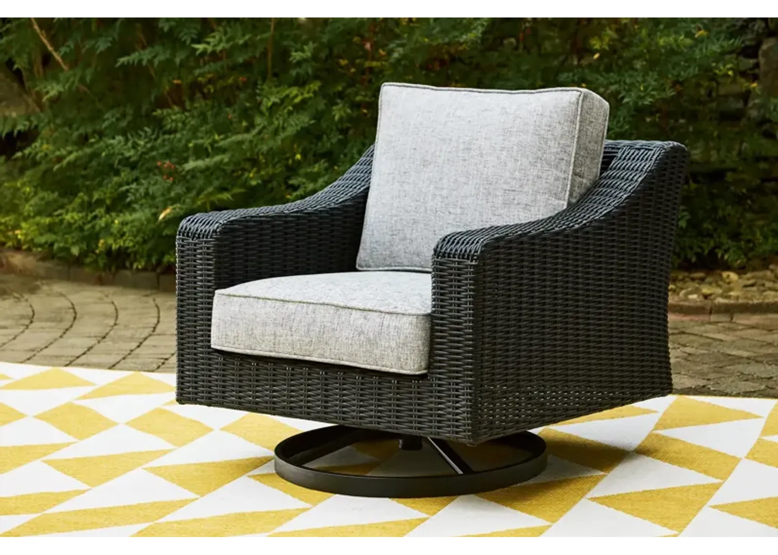 Beachcroft Outdoor Swivel Lounge With Cushion