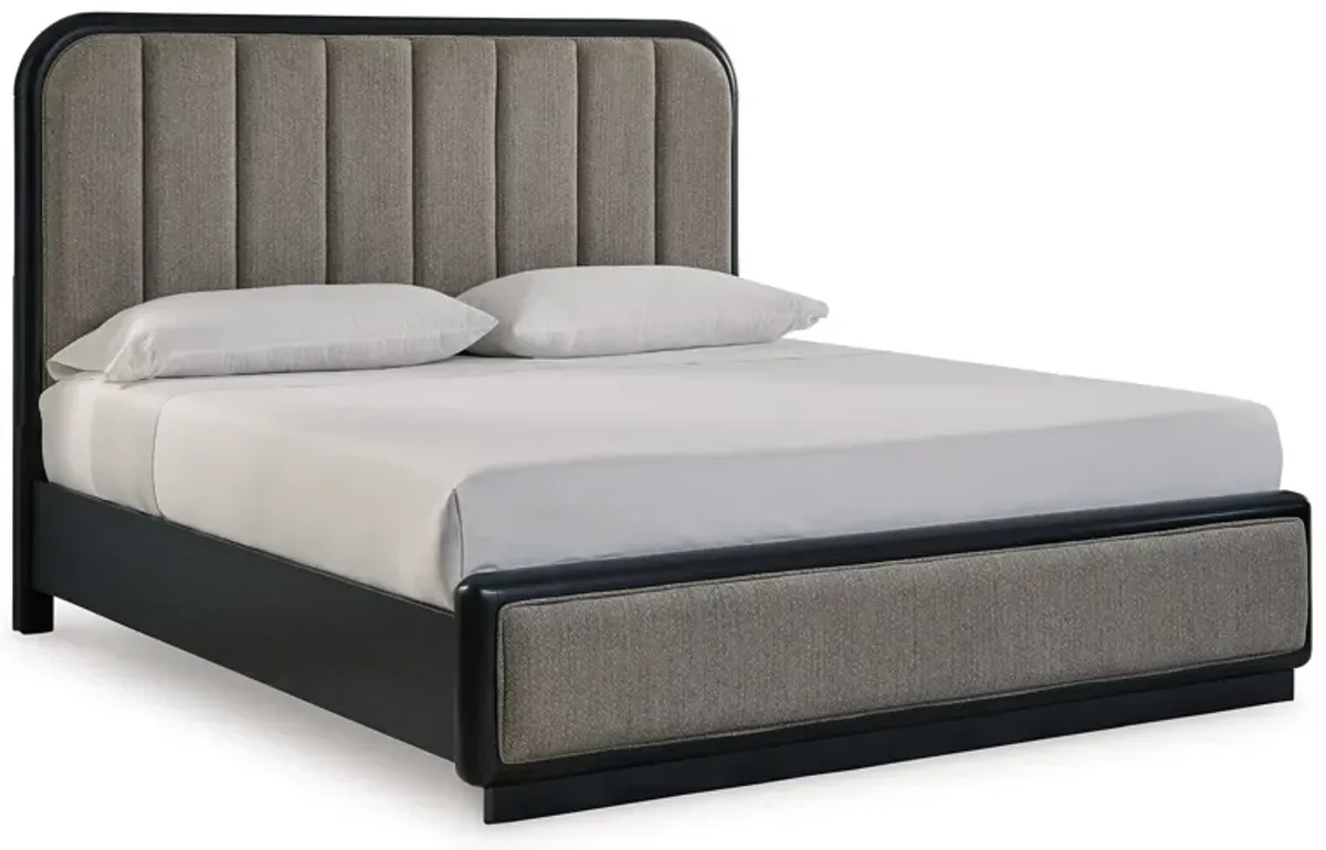 Rowanbeck Upholstered Bed