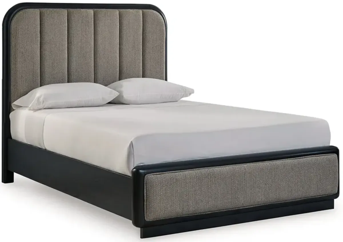 Rowanbeck Upholstered Bed