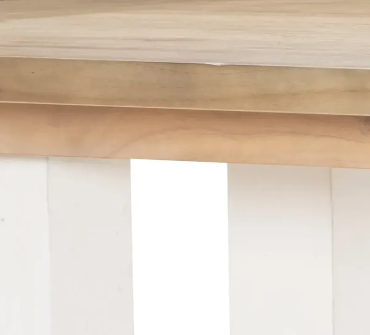 Xxx & Ooo's Counter Dining Table