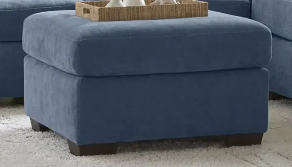 Morris Mod Ottoman