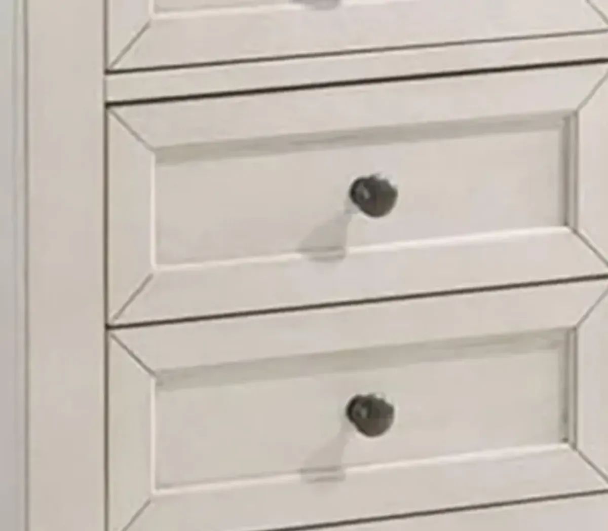 San Simeon 3-Drawer Nightstand