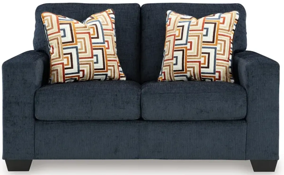 Aviemore Loveseat