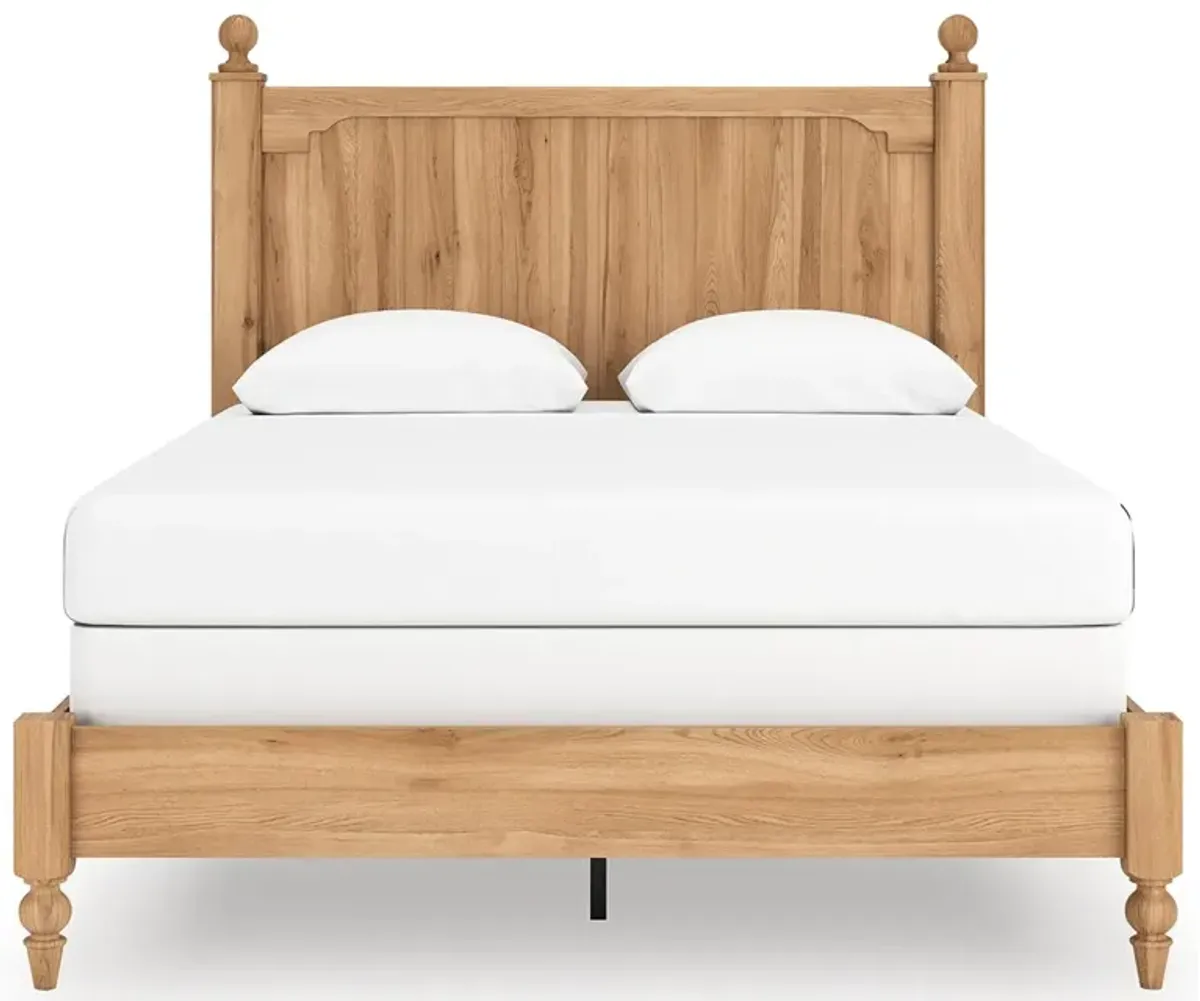 Galletyn Panel Bed