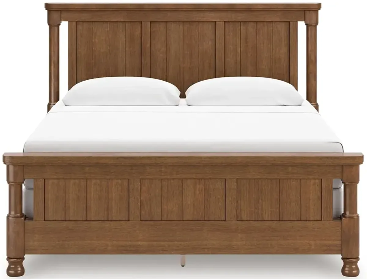 Chadworth King Poster Bed
