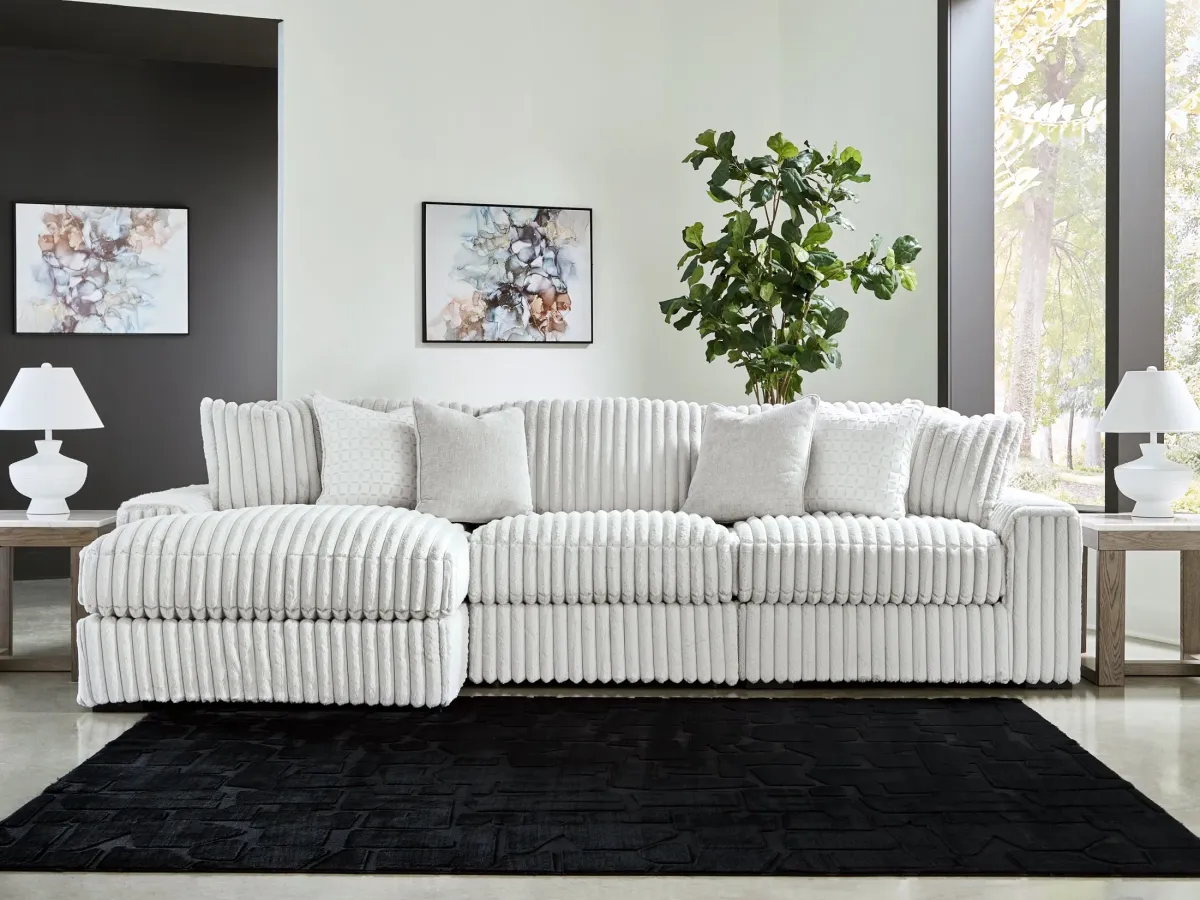 Stupendous Laf 3-Pc Sectional With Chaise
