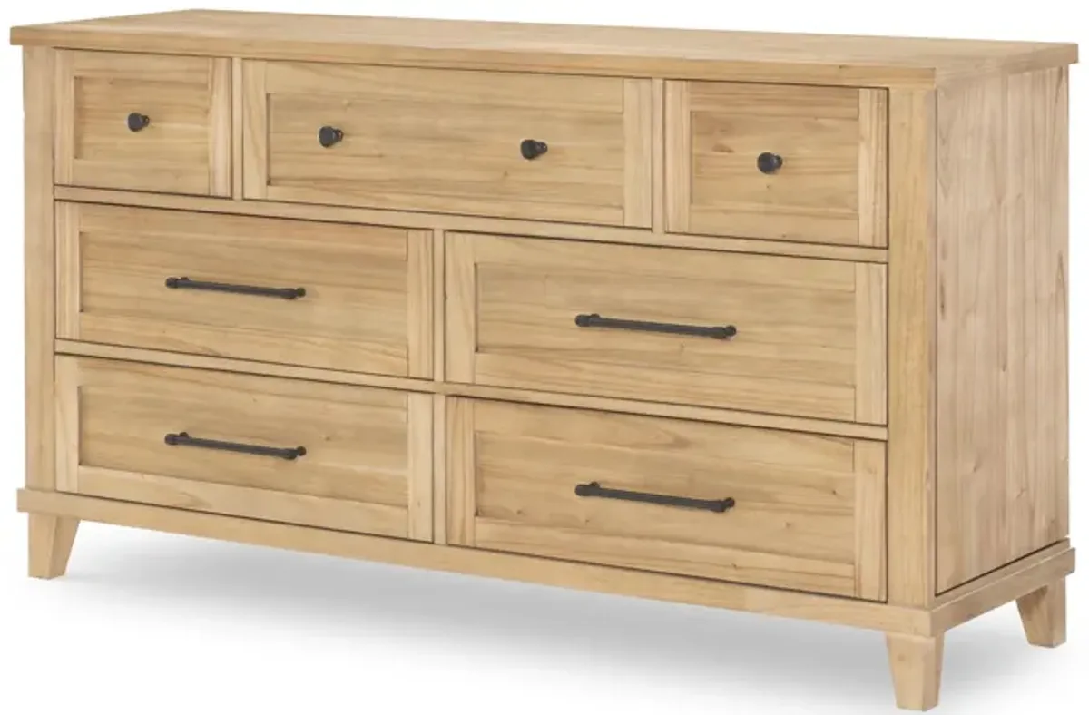 Xxx's & Ooo's Dresser