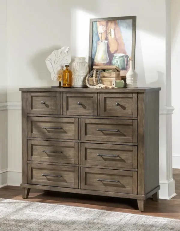 Xxx's&ooo's Dresser