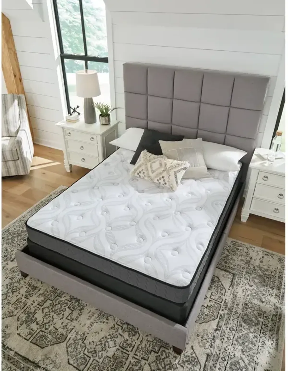 8 Inch Bonnell Hybrid Queen Mattress