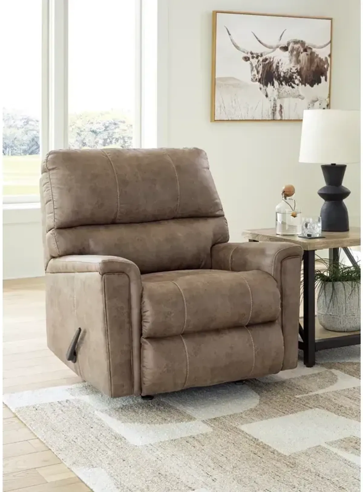 Navi Recliner