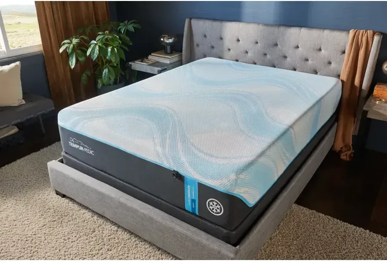 Tempur-LuxeBreeze Soft 13" Mattress