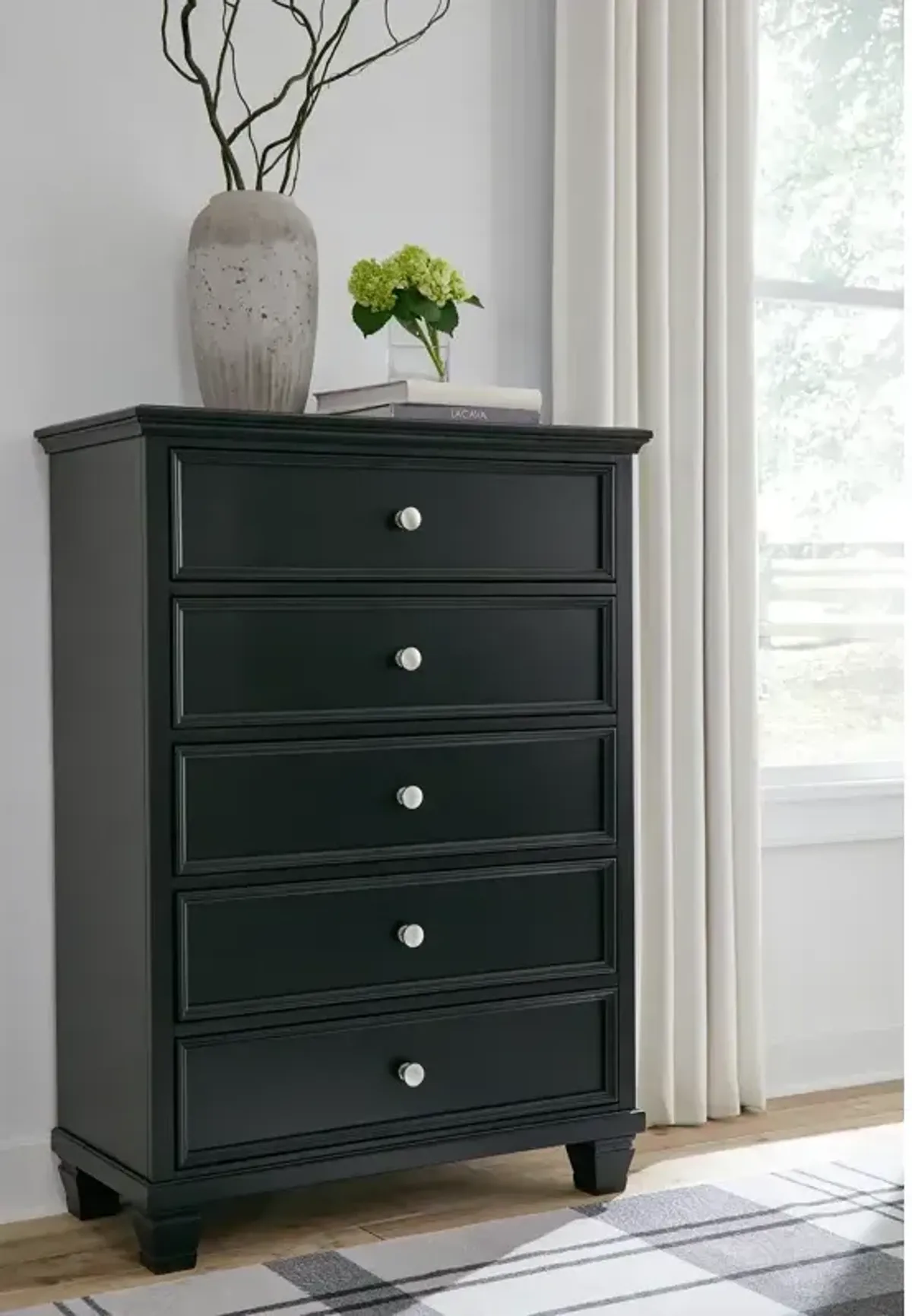 Lanolee Chest of Drawers