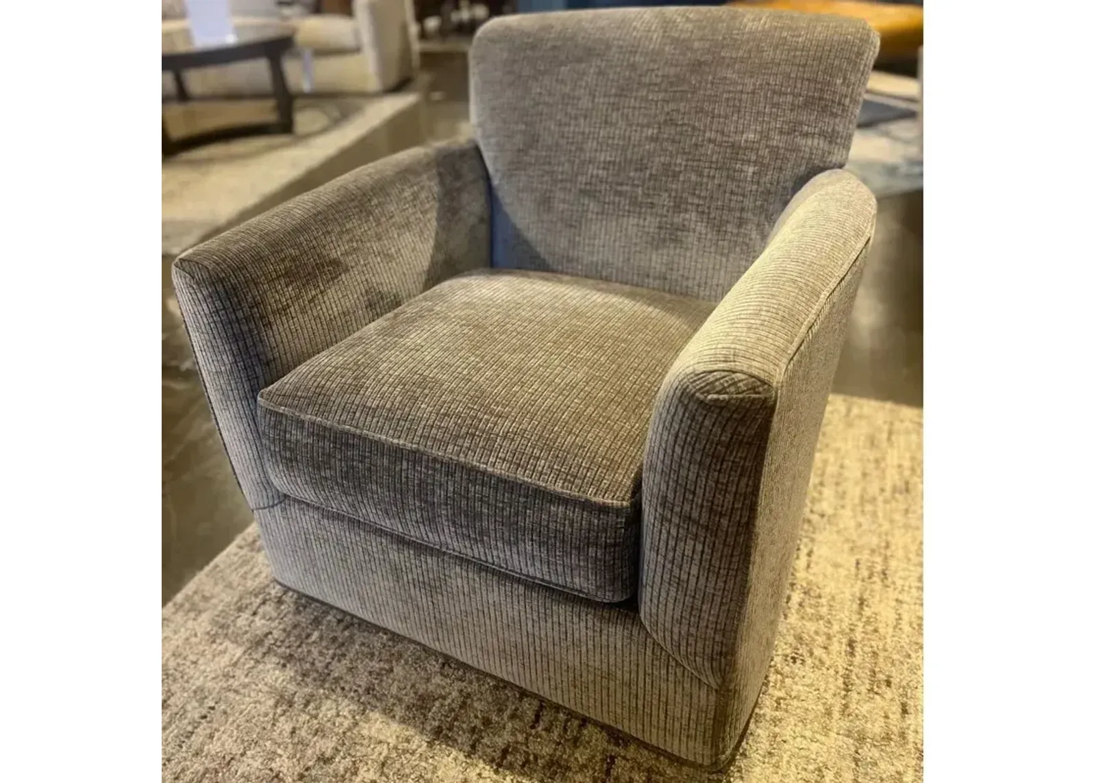 Grayson Swivel Chair