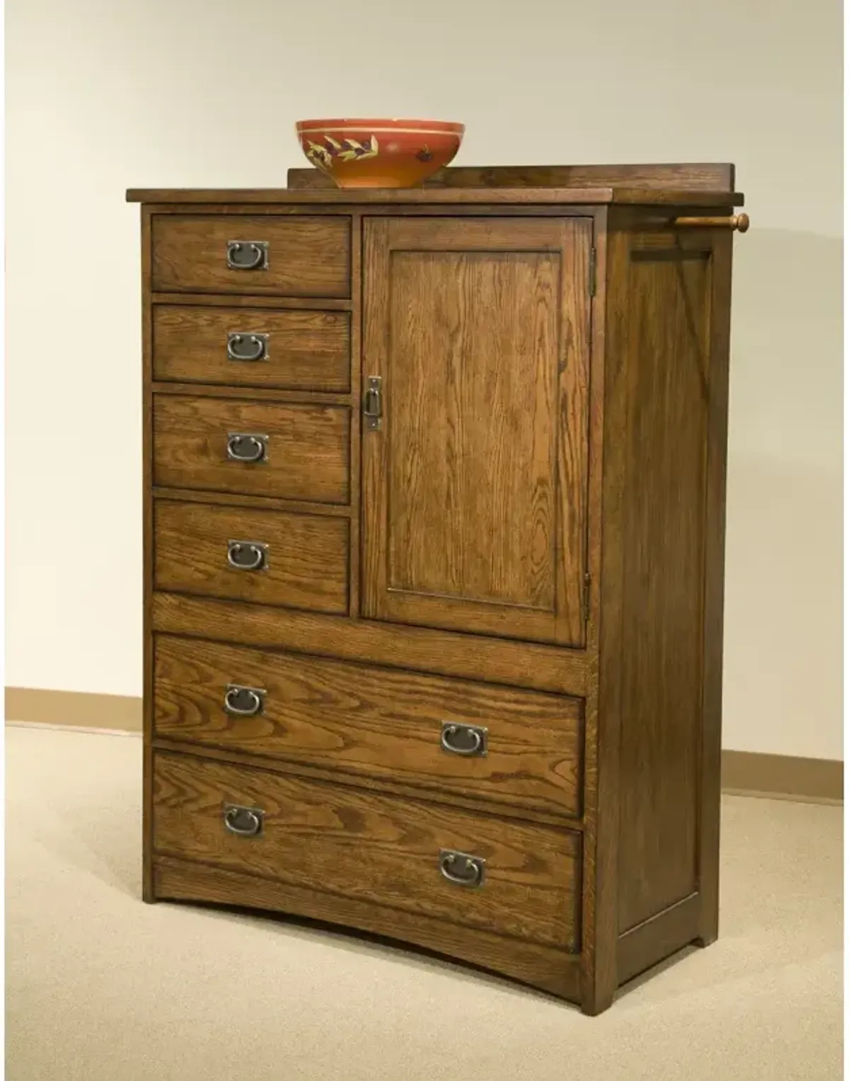 Oak Park Drawer Chest w/Door