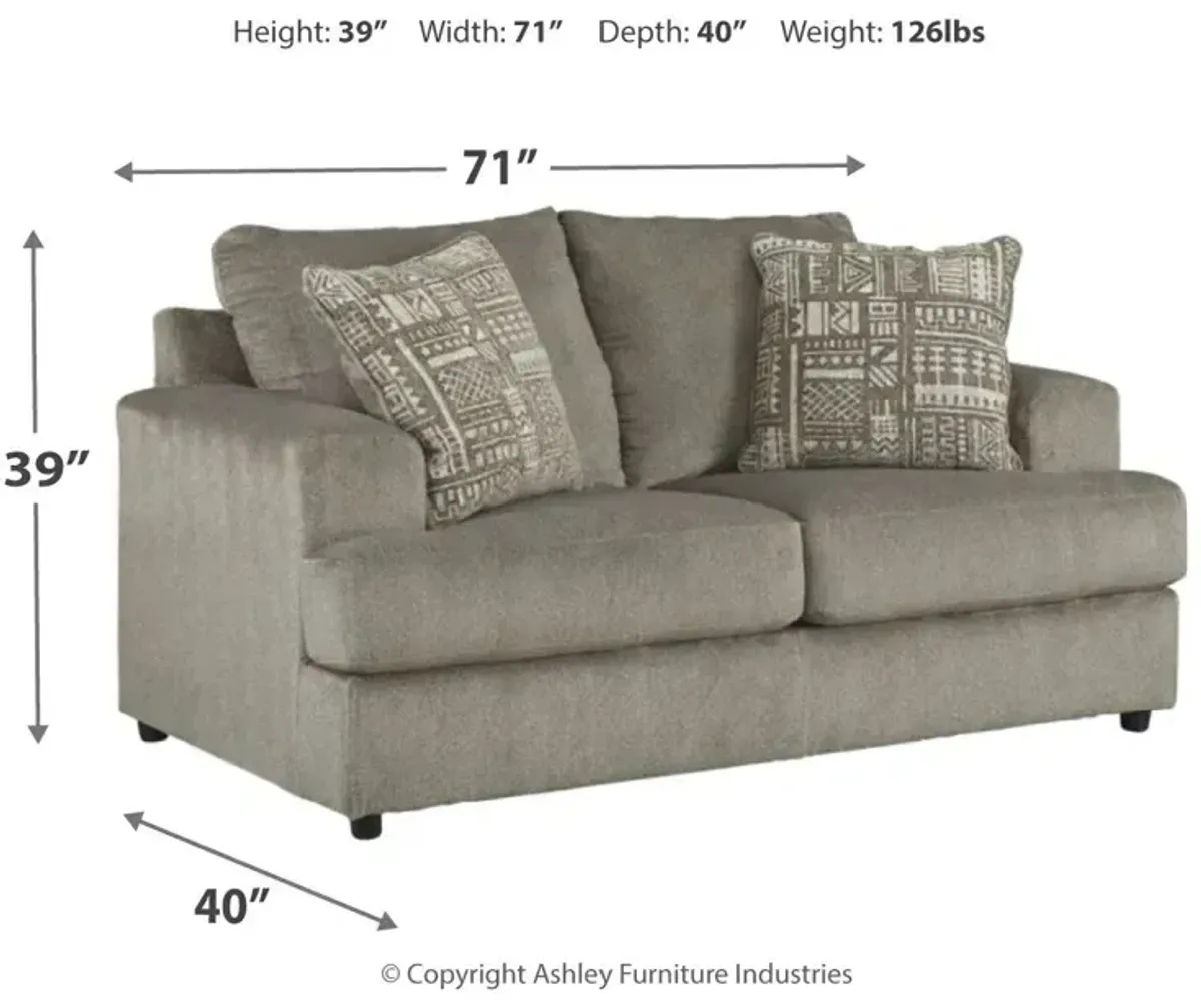 Soletren Loveseat