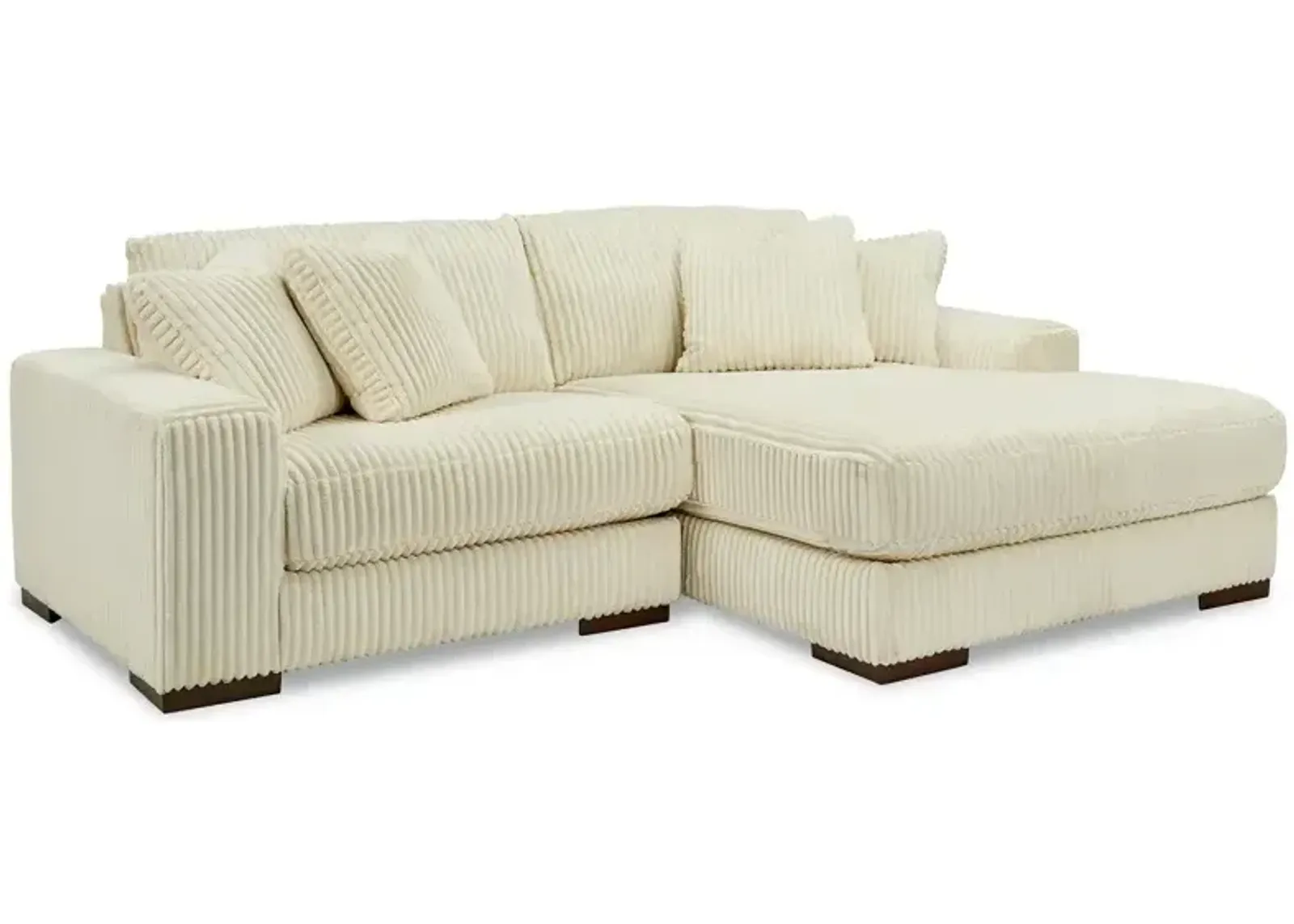 Lindyn 2-Piece Sectional with Chaise