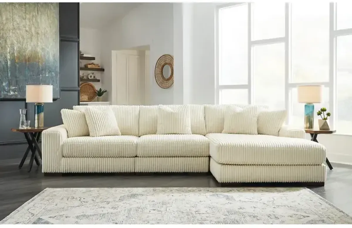 Lindyn 3-Piece Sectional with Chaise