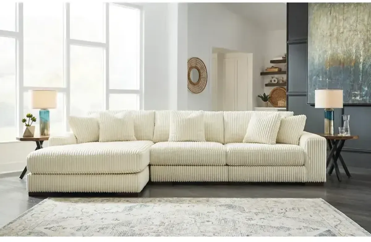 Lindyn 3-Piece Sectional with Chaise