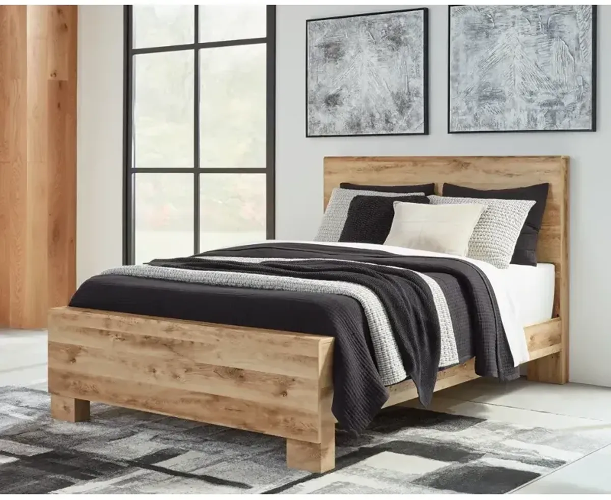 Hyanna Queen Panel Bed