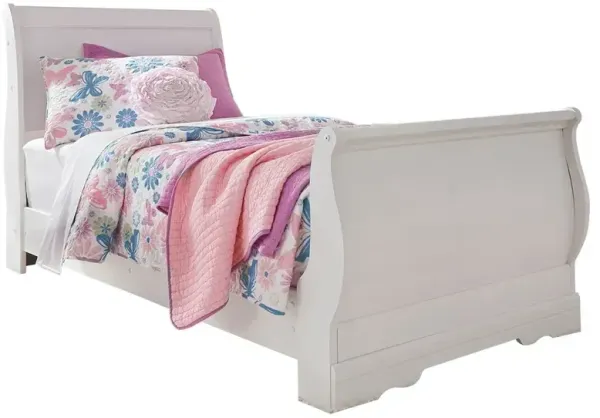 Anarasia Sleigh Bed