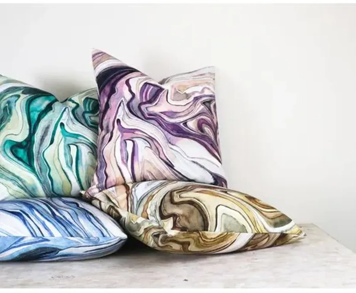 Eva 22x22 Swirl Malachite Pillow - Plum - The Piper Collection