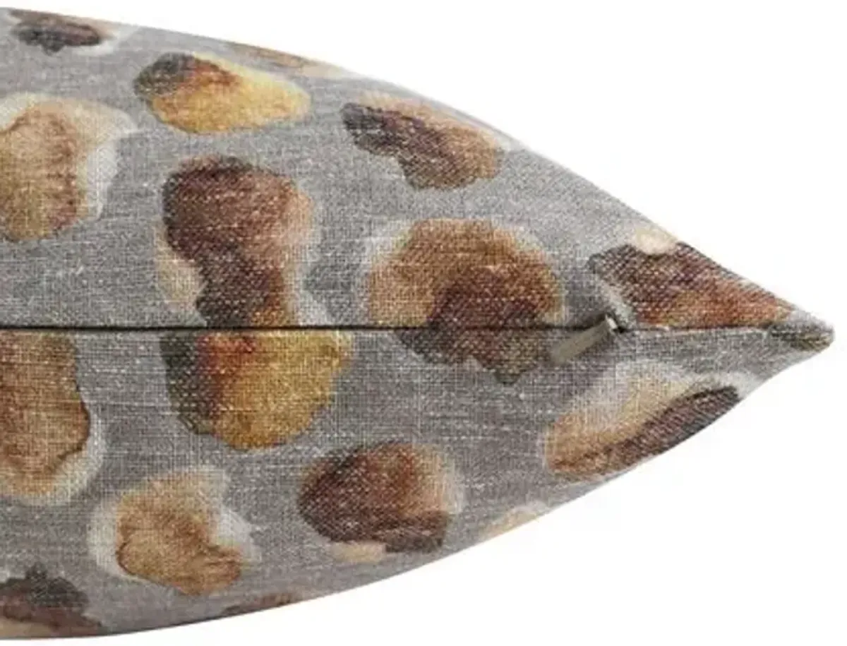 Madden 22x22 Leopard Spot Pillow - Stone - The Piper Collection