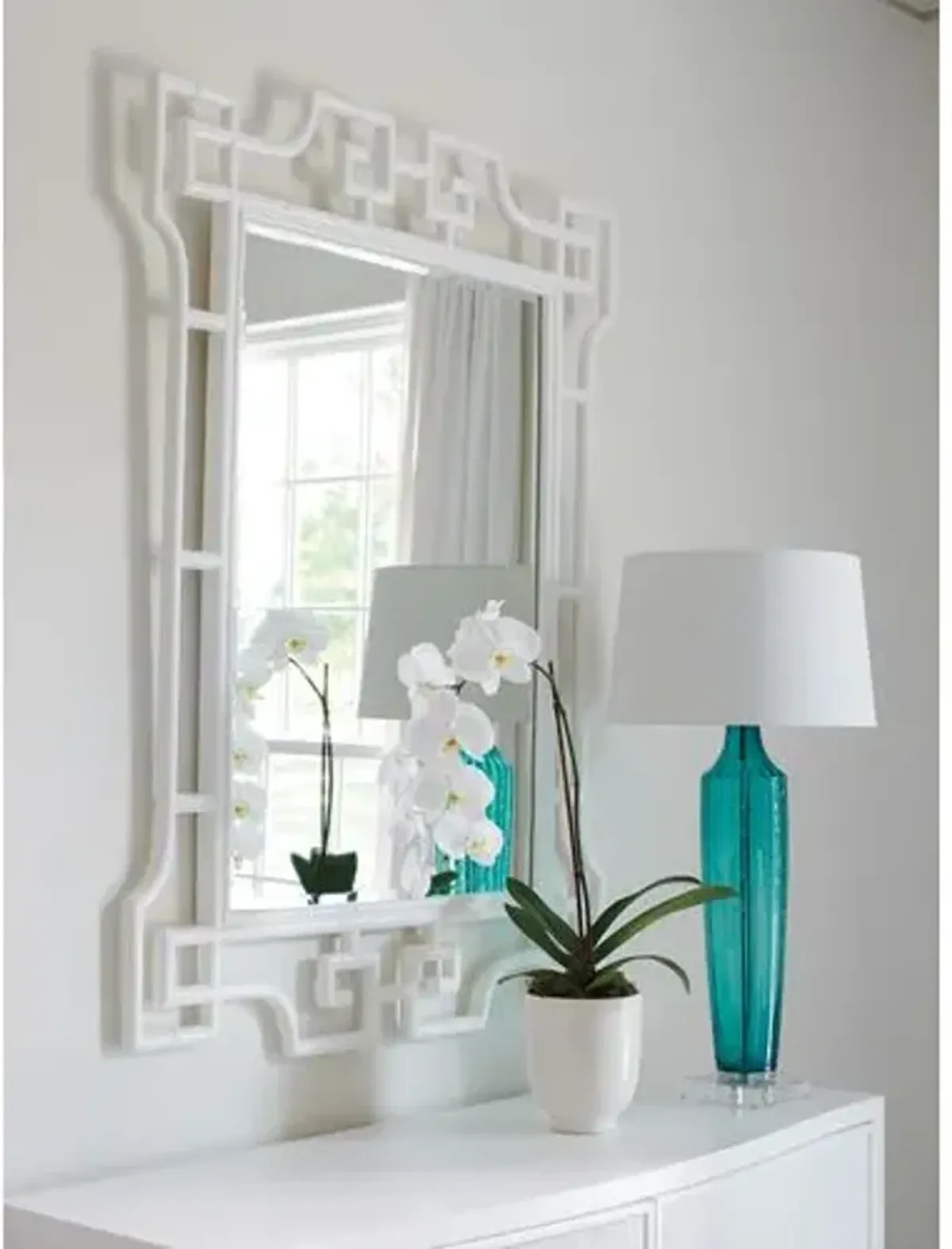 Avondale Hyde Chinoiserie Rectangular Wall Mirror - White