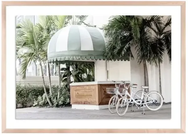 Cruising Palm Beach - Palm Beach - Florida Photograph by Carly Tabak - Clear