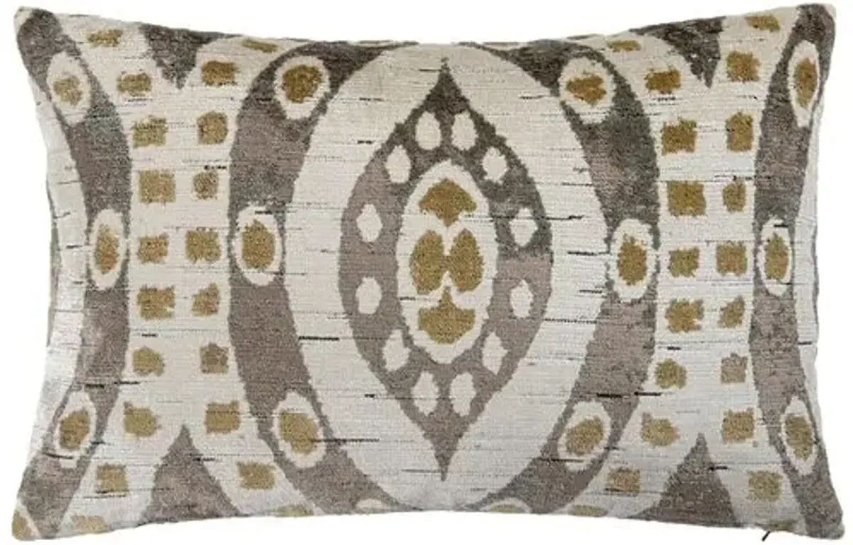 Virginia 16x24 Velvet Lumbar Pillow - The Piper Collection