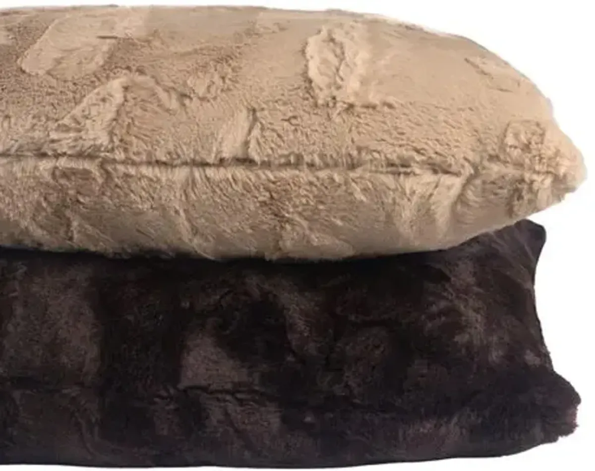 Isla 14x20 Faux Fur Lumbar Pillow - The Piper Collection