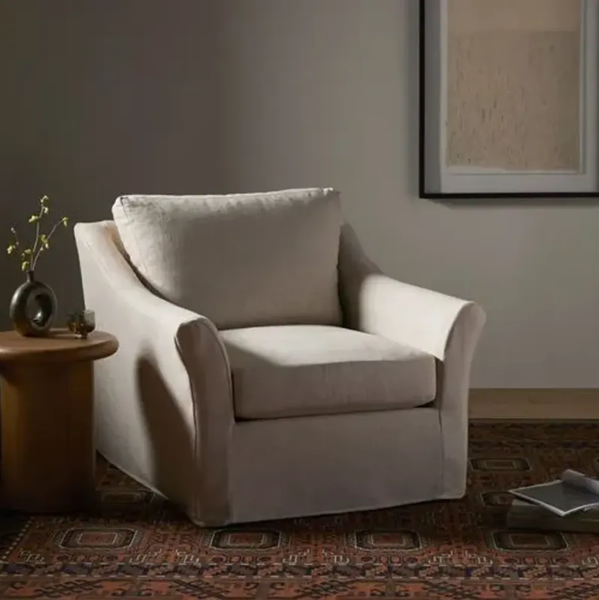 Birmingham Slipcover Swivel Chair - Crème Performance