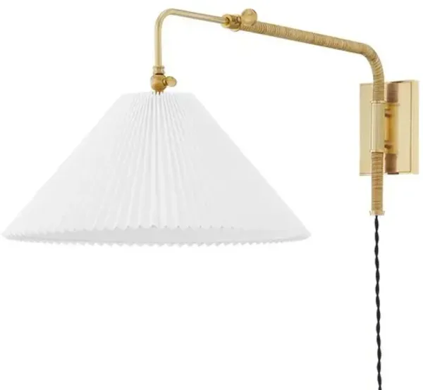 Dorset Plug-In Wall Sconce - Rattan/Aged Brass - Gold