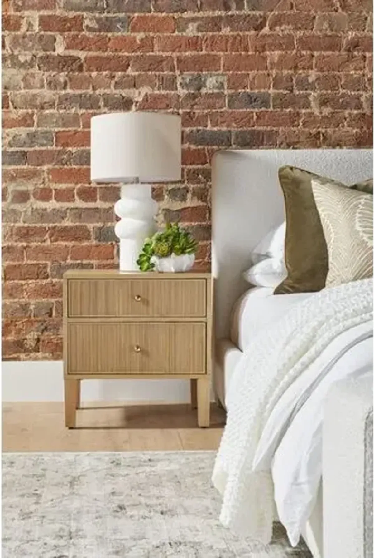 Linden Fluted 2-Drawer Nightstand - Natural Oak