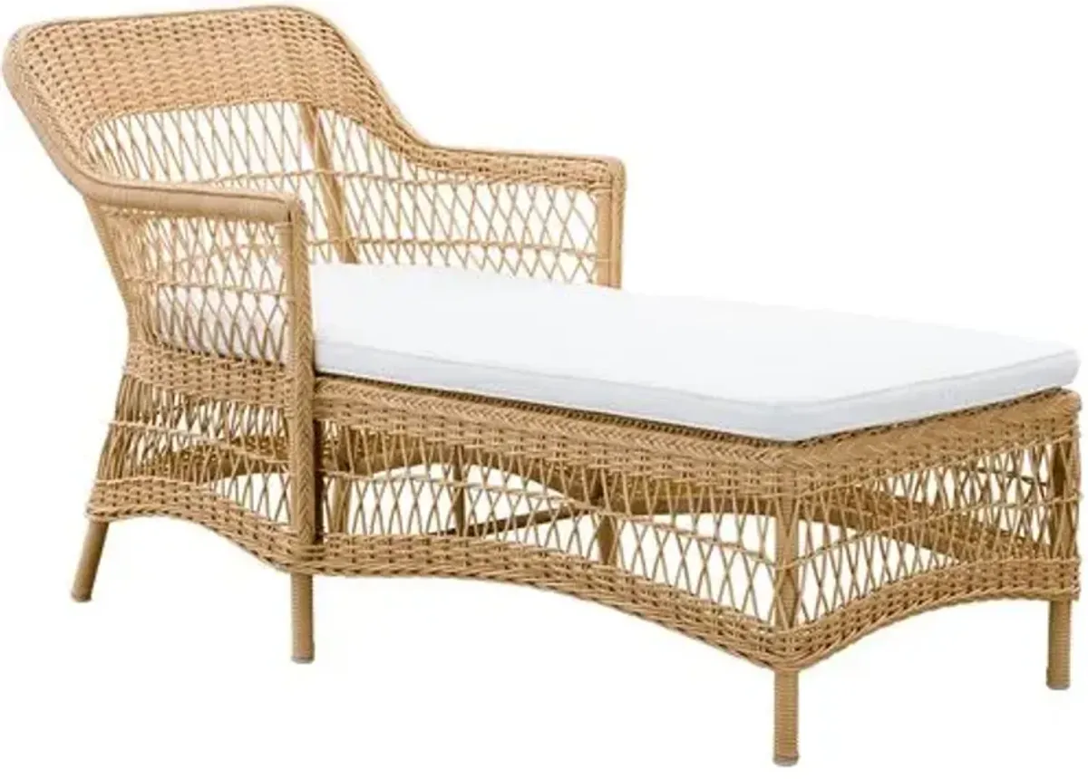 Olivia Outdoor Chaise Lounge - Natural/White - Sika Design - Brown - Comfortable, Sturdy, Stylish