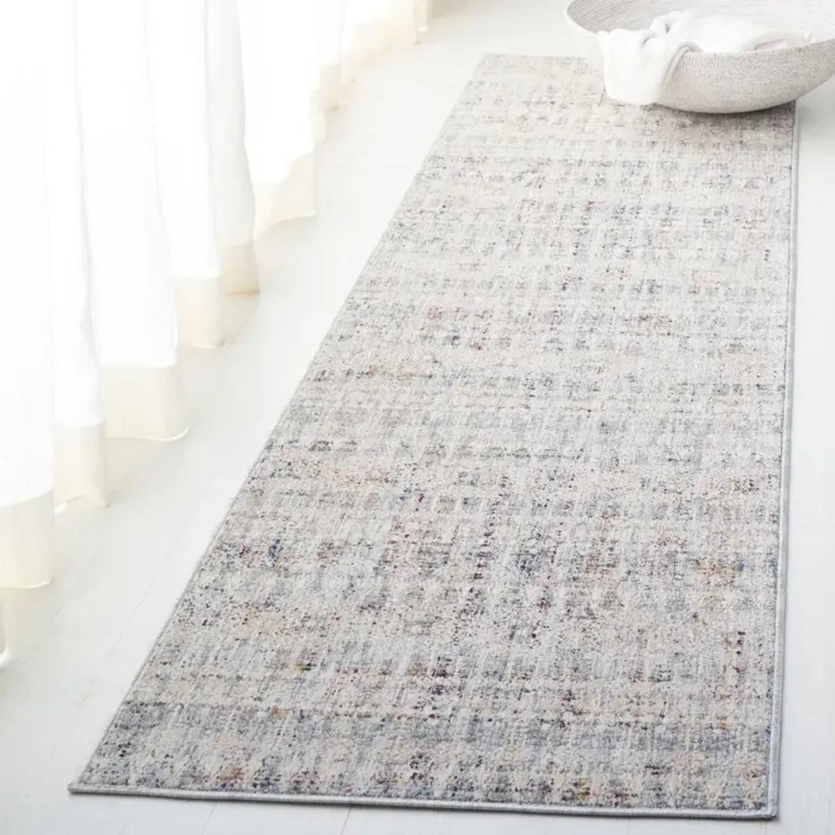 Lauren Ralph Lauren, Russell Rug