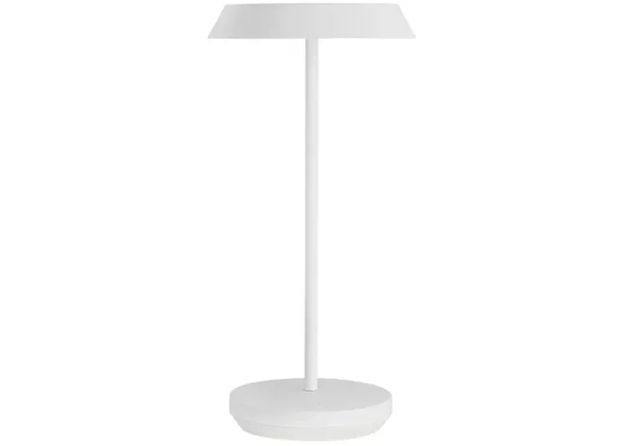 Visual Comfort - Tepa Indoor/Outdoor Accent Rechargeable Table Lamp - White