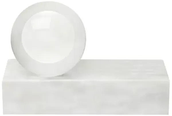 Visual Comfort - Mina Indoor/Outdoor Table Lamp - White