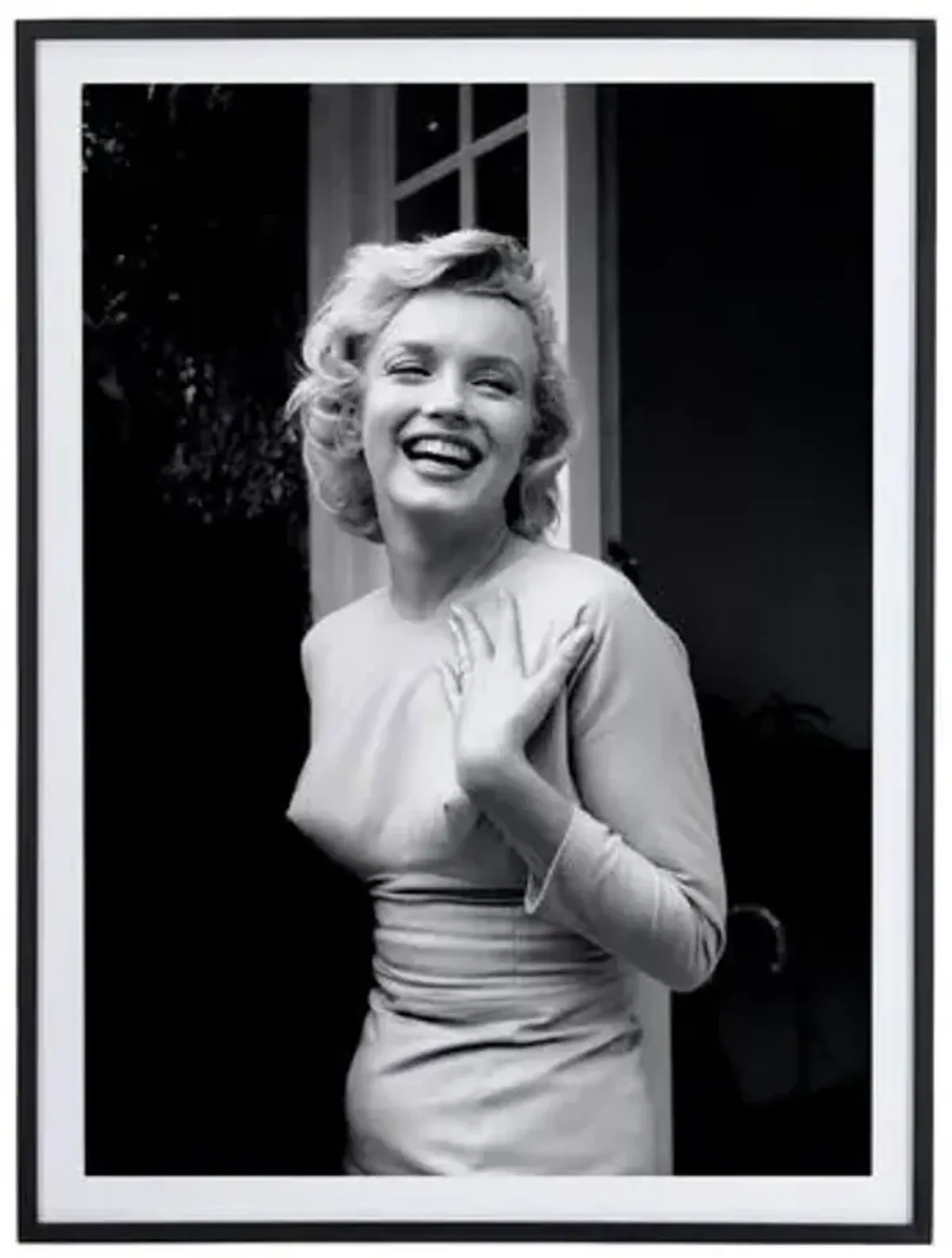 Getty Images - Happy Marilyn - Black