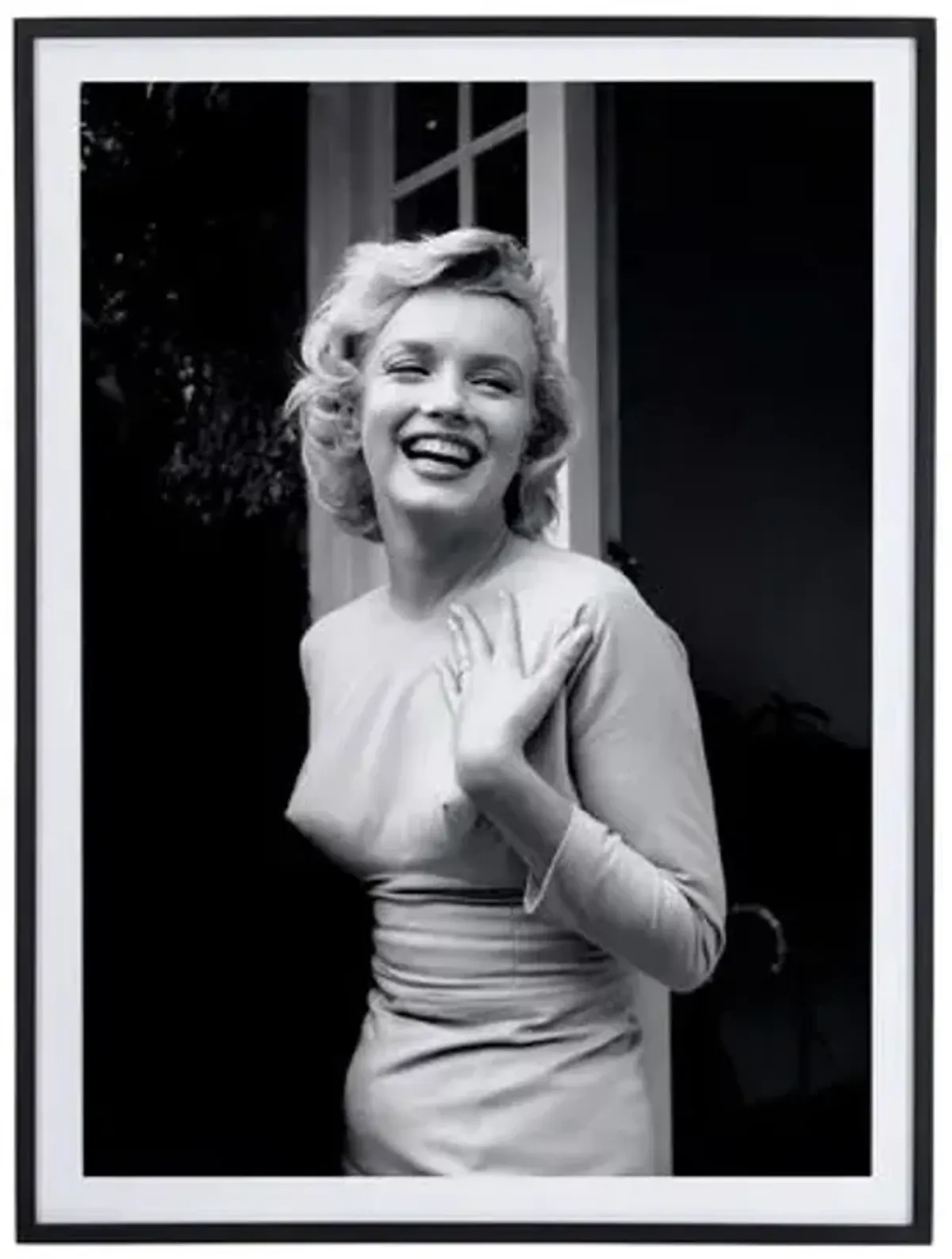 Getty Images - Happy Marilyn - Black