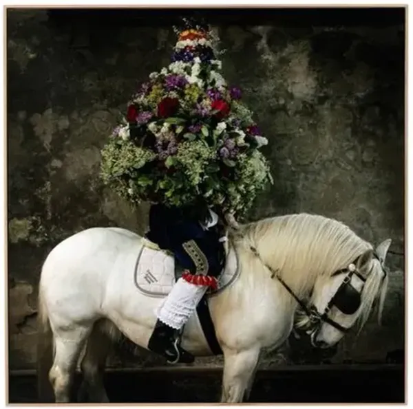 Getty Images - Garland Day - Multi