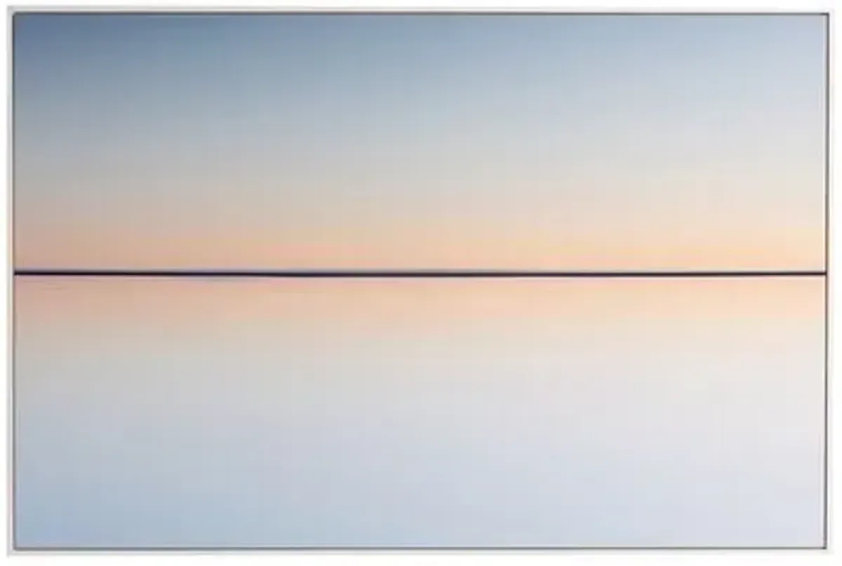 Getty Images - Horizon - White