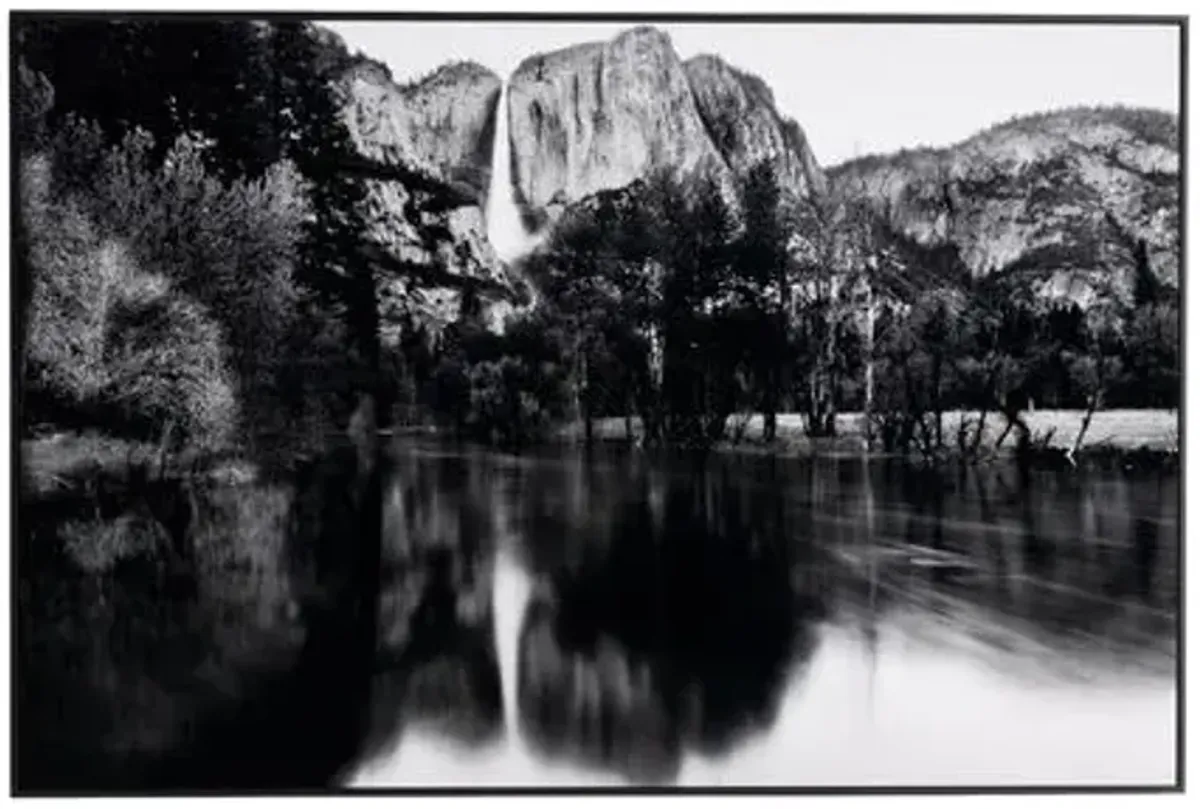 Getty Images - Merced River & Yosemite Falls - Black