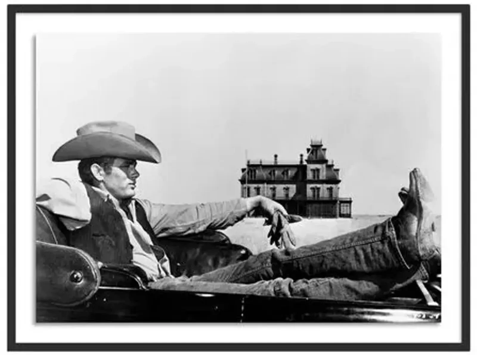 Getty Images - James Dean In Motion Picture Giant - Black