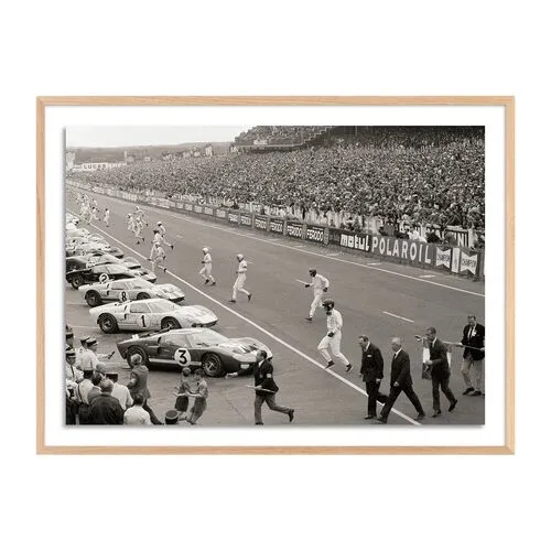 Getty Images - Start Of The Le Mans Race - White