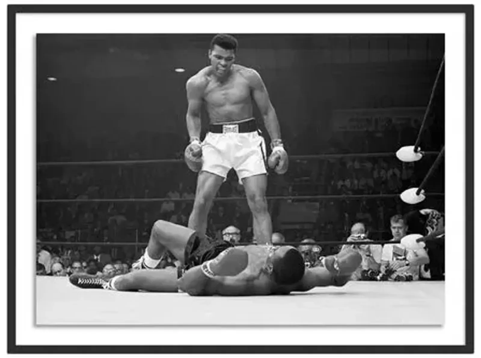 Getty Images - Muhammad Ali Taunting Sonny Liston - Black